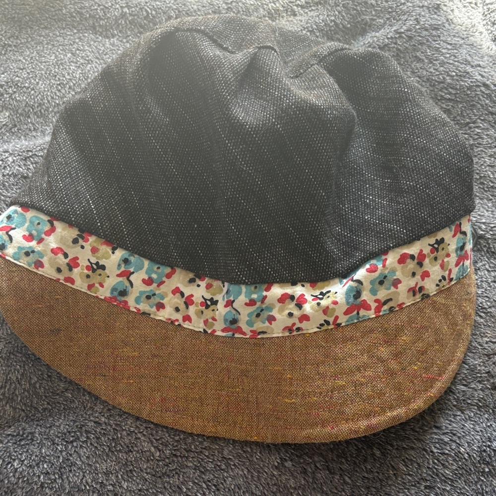 Vintage  Hat with Floral Band